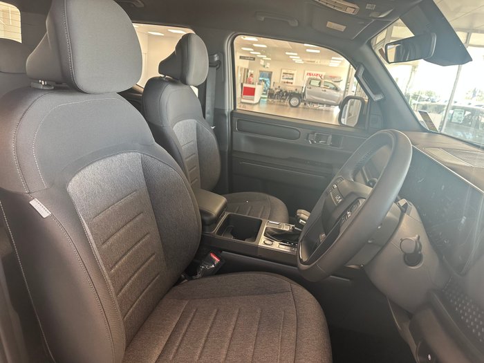 2025 Kia TASMAN MY26 Kia TASMAN TK DOUBLE CC SX 4X4 BLACK FENDER (8VP52HC5KDD108 ) inc HDA tray