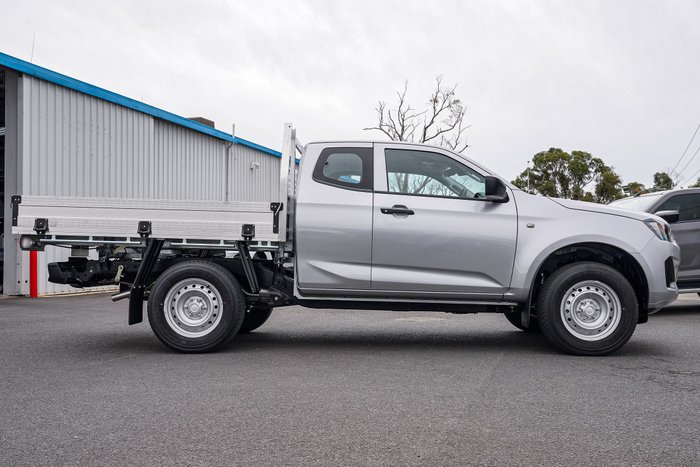 2025 Isuzu D-MAX SX