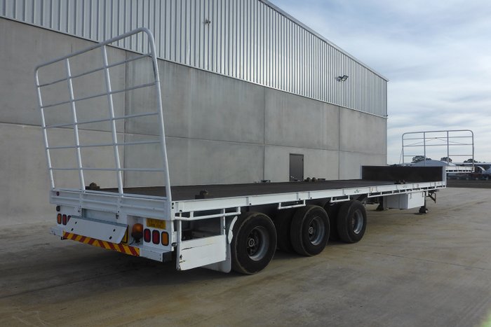 2004 Southern Cross 45FT-68FT Dropdeck Extendable