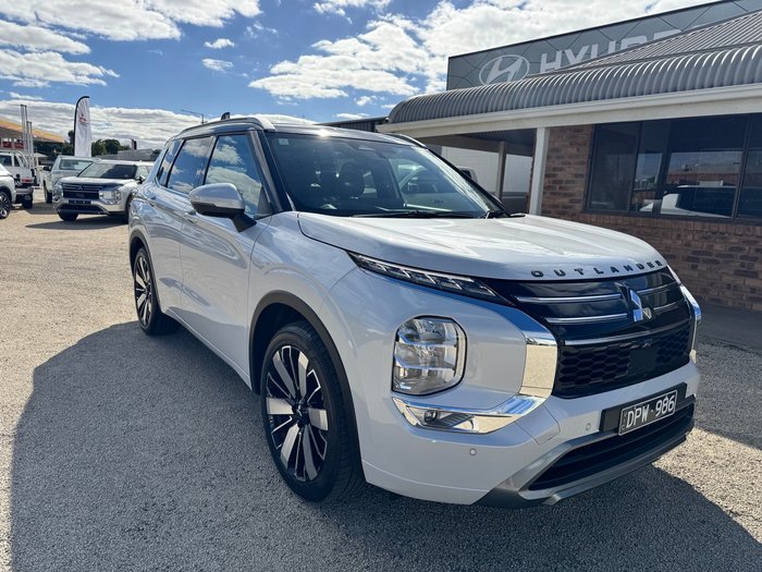 2025 MITSUBISHI Outlander EXCEED TOURER