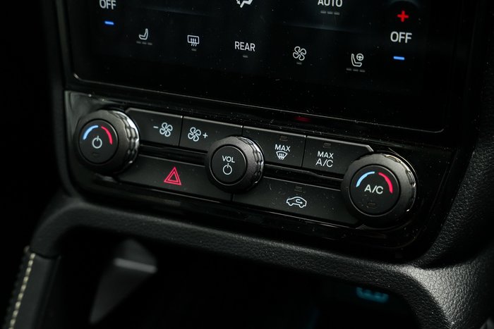 2023 Ford Everest Platinum