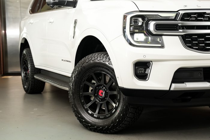 2023 Ford Everest Platinum
