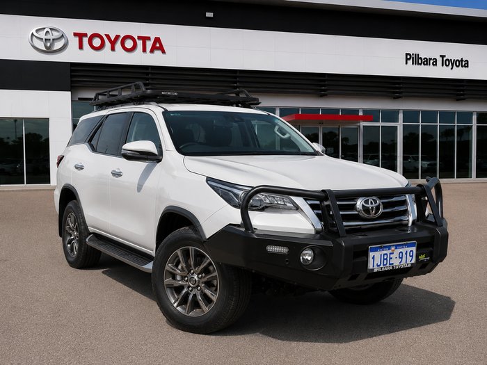 2021 Toyota Fortuner GXL Glacier White