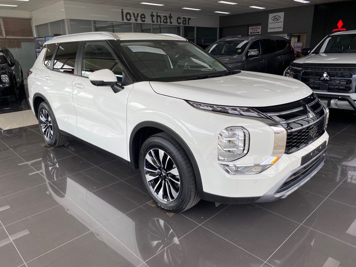 2026 MITSUBISHI Outlander