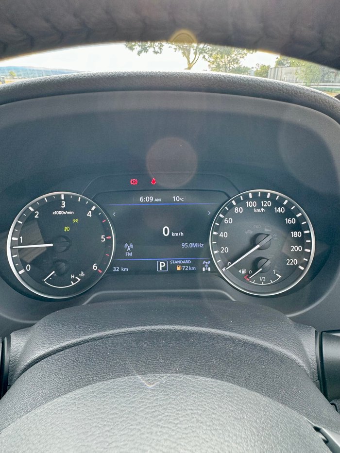 2025 NISSAN NP300 NAVARA ST-X