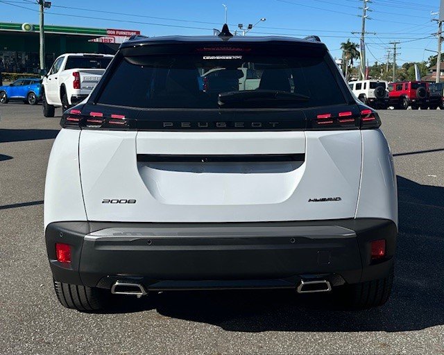 2025 Peugeot 2008 GT Hybrid