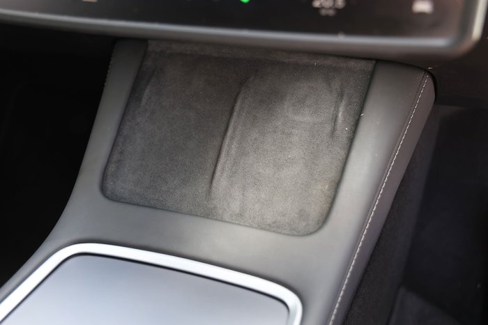 2025 Tesla Model Y Rear-Wheel Drive