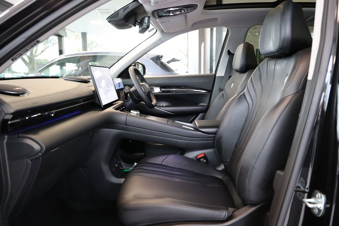 2026 Geely Starray Em-i