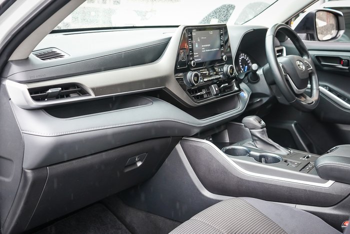 2022 Toyota Kluger Hybrid GX AWD