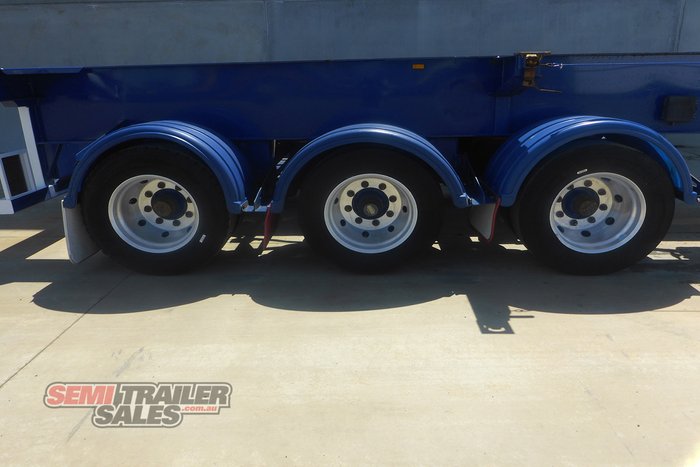 2011 Barker Heavy Duty 40FT Tri Axle Skel