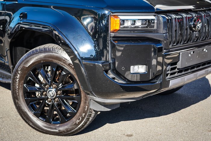 2025 Toyota PRADO
