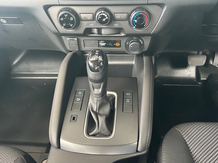 2025 Mazda BT-50 XT