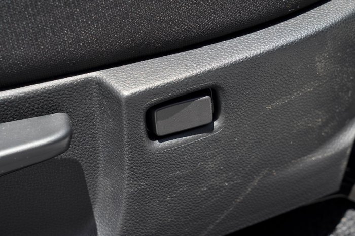 2025 Isuzu D-MAX LS-U