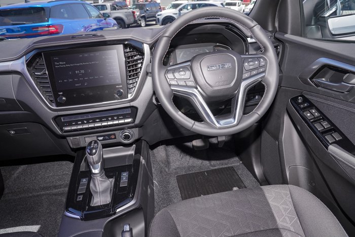 2025 Isuzu D-MAX LS-U