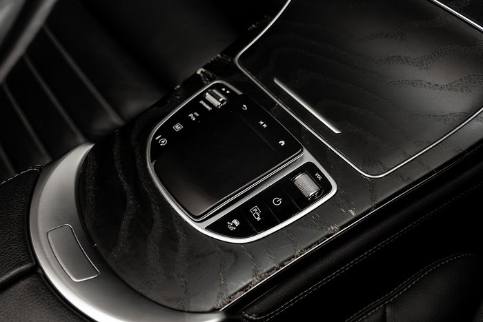 2020 MERCEDES-BENZ GLC 300 4MATIC