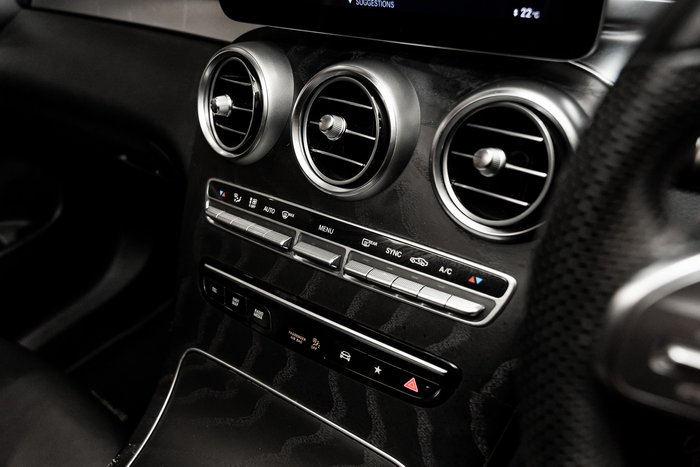 2020 MERCEDES-BENZ GLC 300 4MATIC