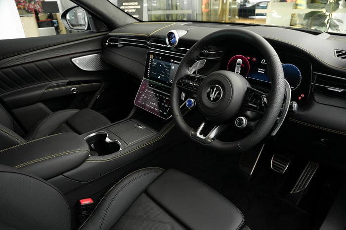 2026 Maserati Grecale TROFEO 530HP 4WD FUORISERIE-NIGHT