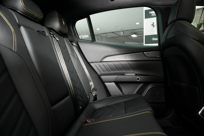 2026 Maserati Grecale TROFEO 530HP 4WD FUORISERIE-NIGHT