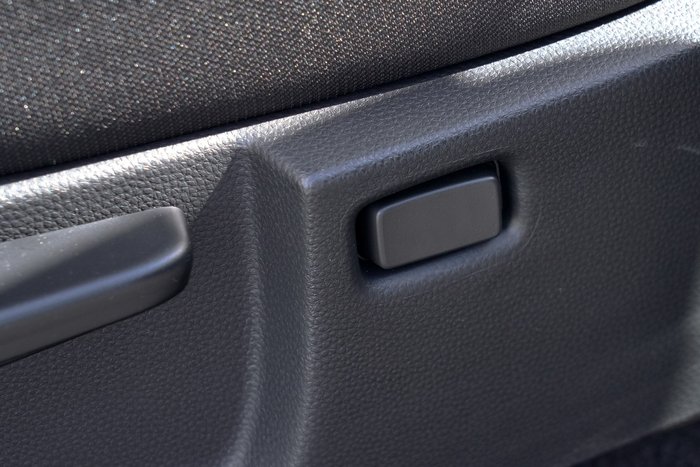 2025 Isuzu D-MAX LS-U