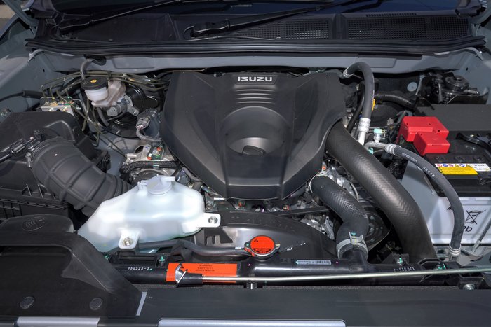 2025 Isuzu D-MAX LS-U