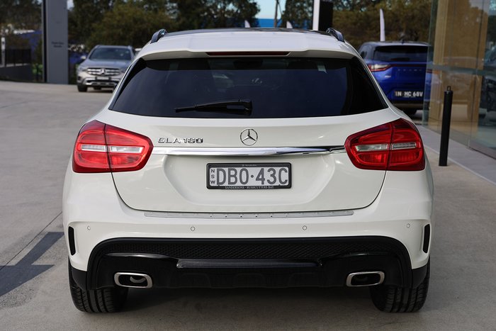 2016 MERCEDES-BENZ GLA 180