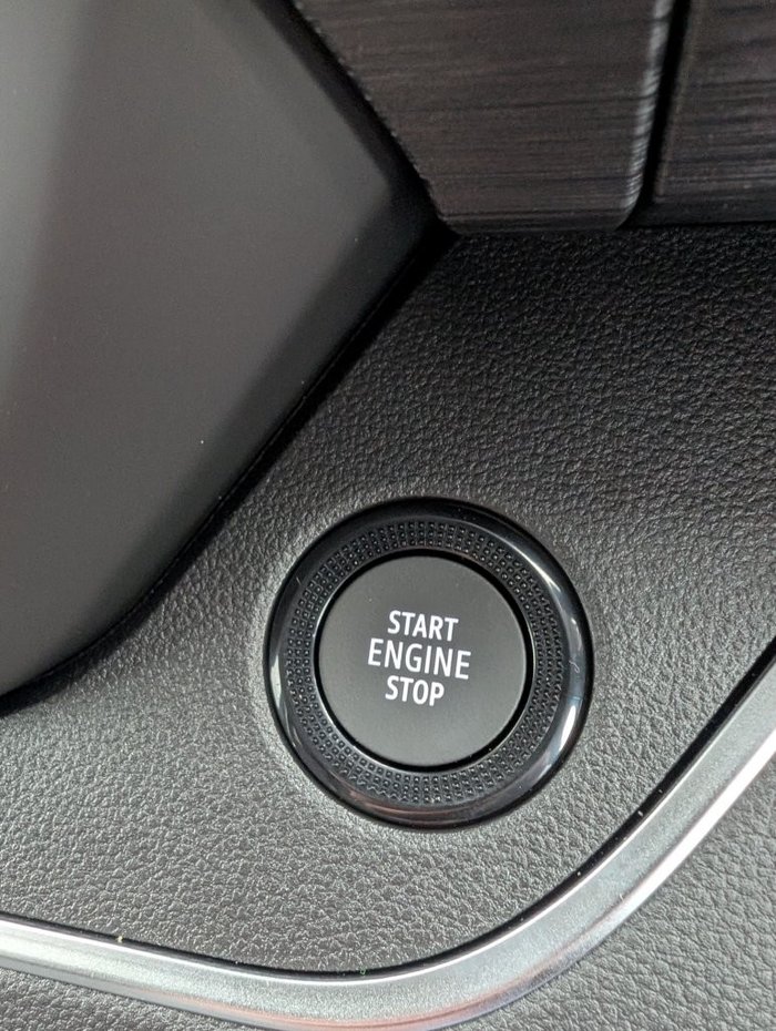 2025 RENAULT TRAFIC CREW LIFESTYLE