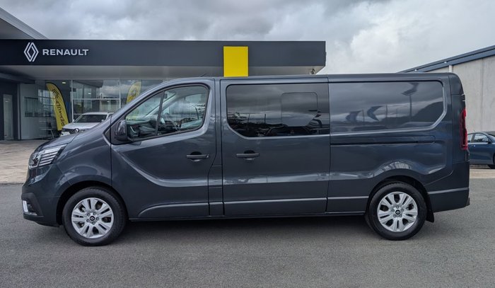 2025 RENAULT TRAFIC CREW LIFESTYLE