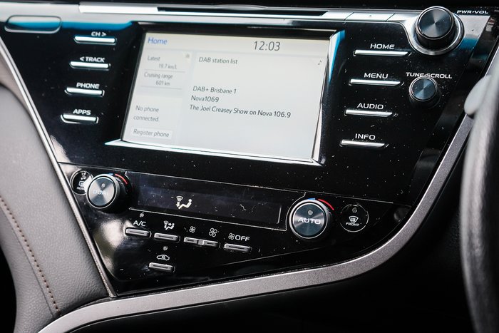 2020 Toyota CAMRY HYBRID Ascent