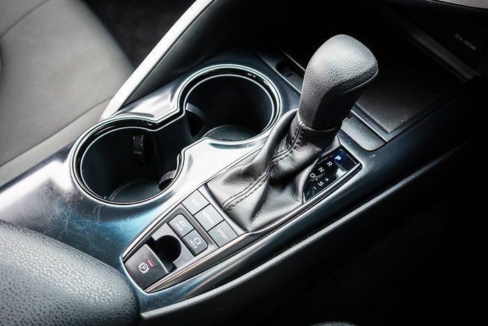 2020 Toyota CAMRY HYBRID Ascent