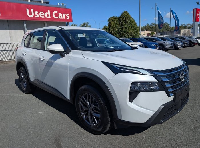 2025 NISSAN X-TRAIL ST