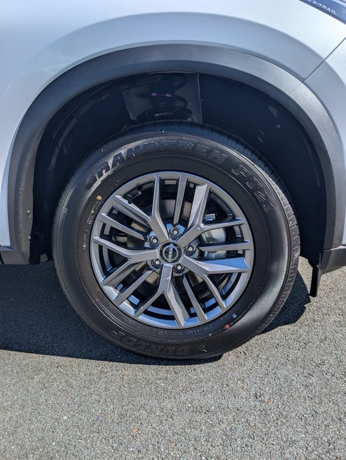 2025 NISSAN X-TRAIL ST