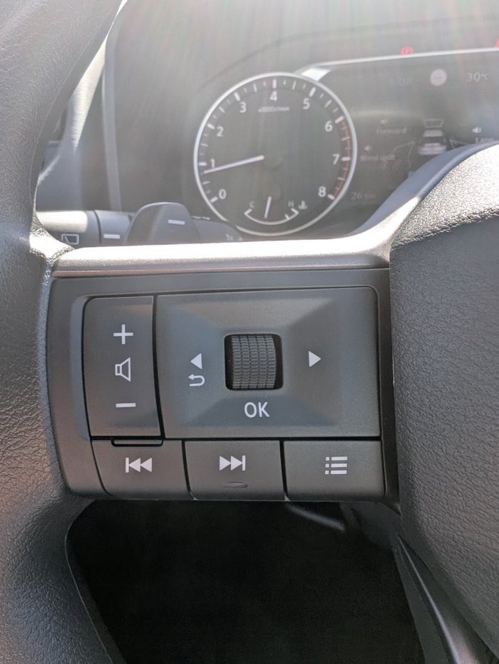 2025 NISSAN X-TRAIL ST