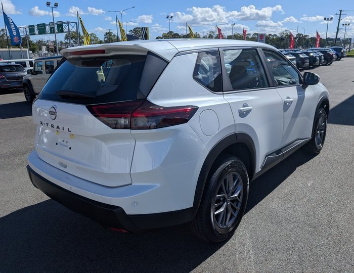 2025 NISSAN X-TRAIL ST