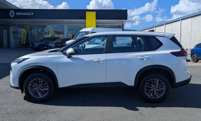 2025 NISSAN X-TRAIL ST