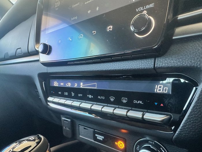 2025 Mazda BT-50 XTR