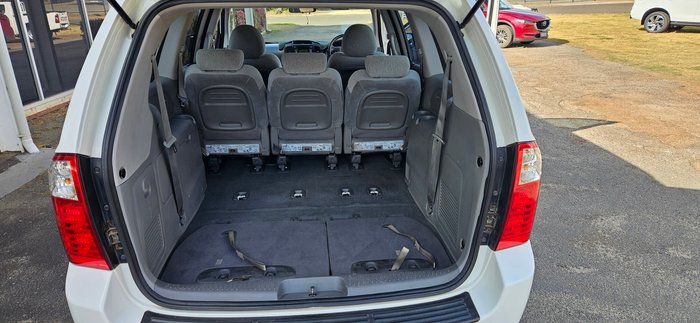 2013 Kia Grand Carnival Si VQ MY14 White