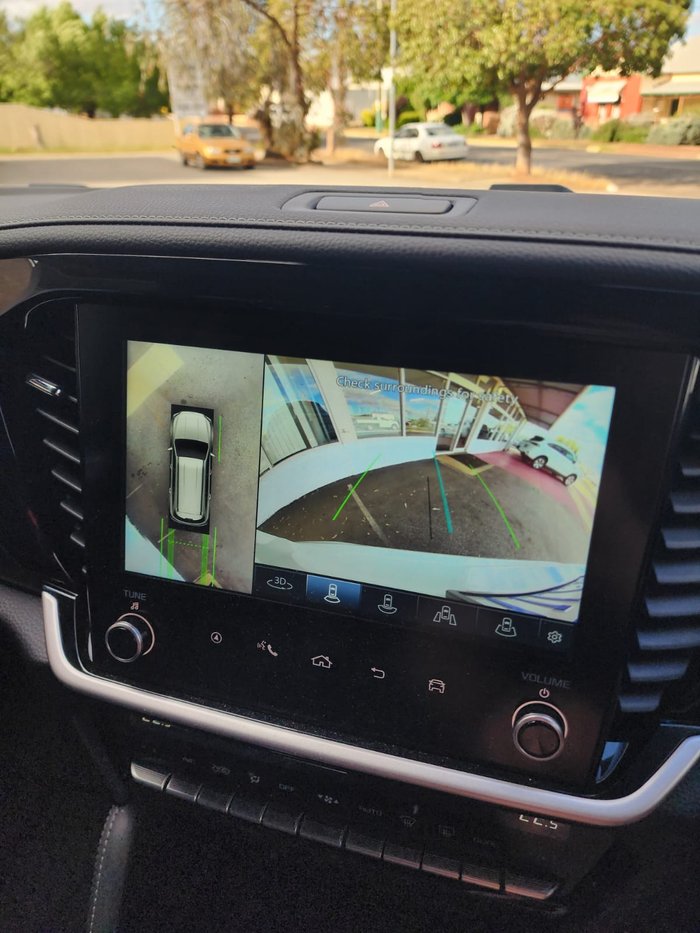 2025 Isuzu MU-X LS-T MY25 White