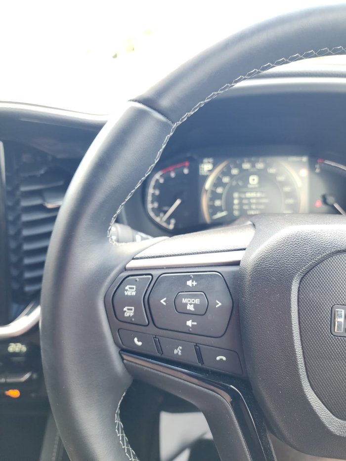 2025 Isuzu MU-X LS-T MY25 White