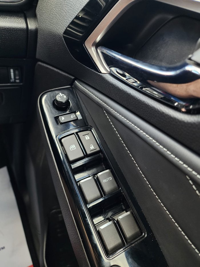 2025 Isuzu MU-X LS-T MY25 White