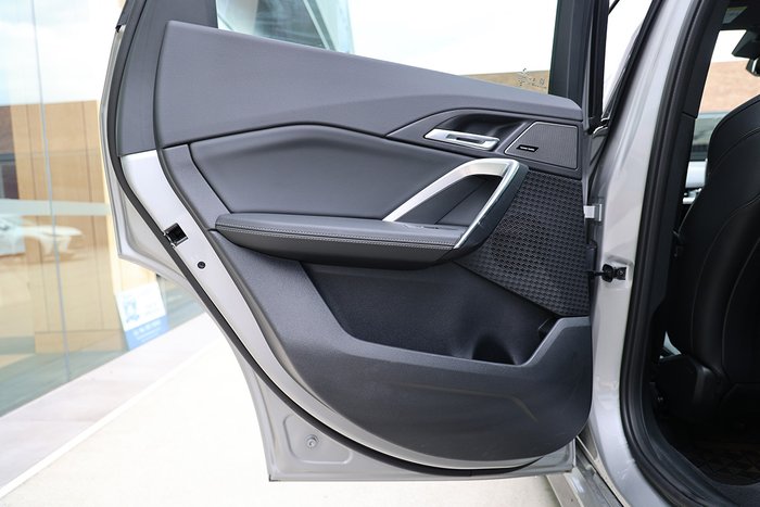 2025 BMW 1 20 M SPORT