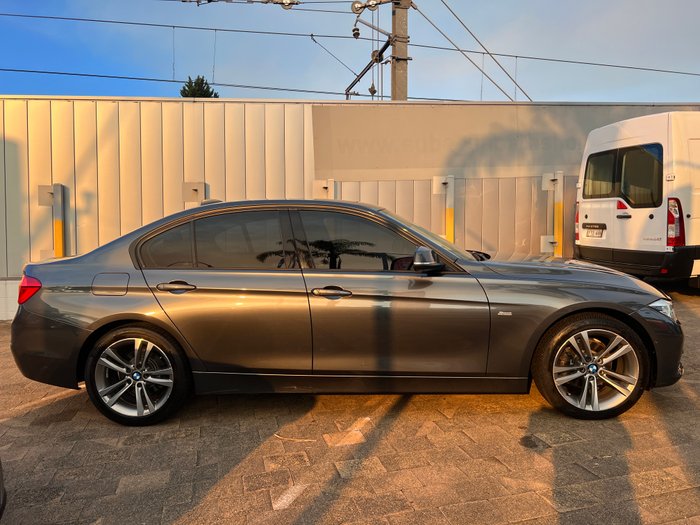 2016 BMW 3 Series 318i Sport Line