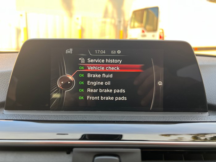 2016 BMW 3 Series 318i Sport Line