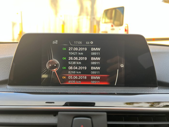 2016 BMW 3 Series 318i Sport Line