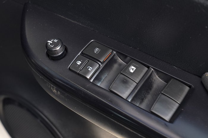 2019 Toyota Hilux SR