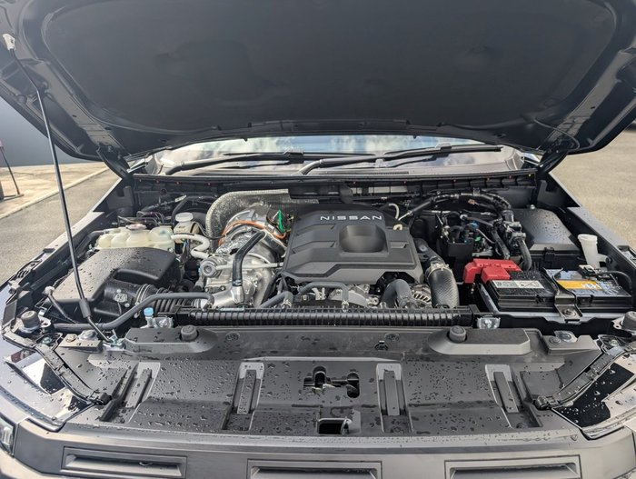 2025 NISSAN NAVARA ST