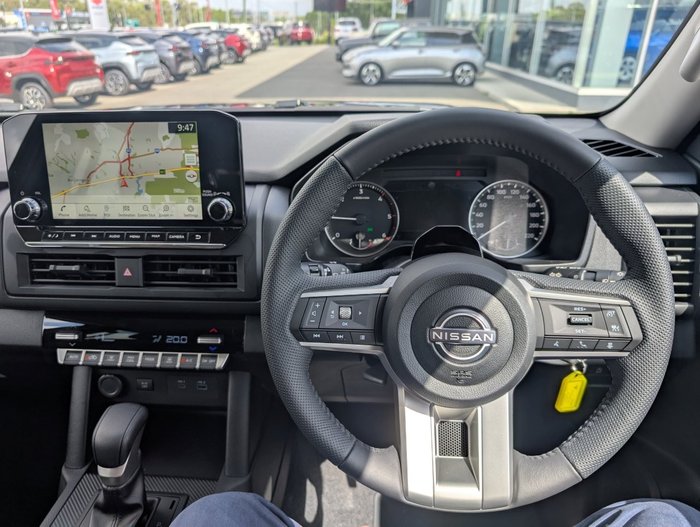 2025 NISSAN NAVARA ST