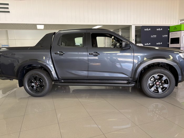 2025 ISUZU D-MAX XT