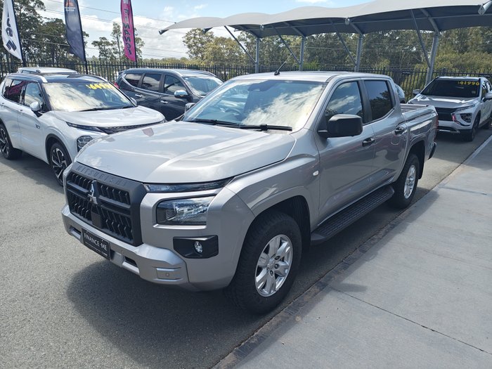 2025 MITSUBISHI Triton GLX+