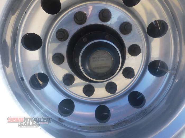 2016 Krueger 22 Pallet Double Dropdeck Road Train Lead