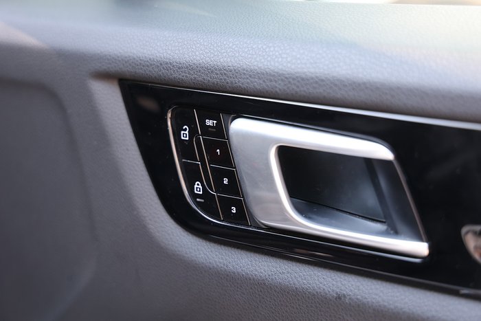 2019 Porsche Cayenne E-Hybrid